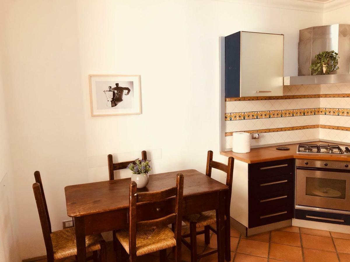 Rota House - Apartment In Santa Chiara, The Heart Of Naples Неаполь Экстерьер фото
